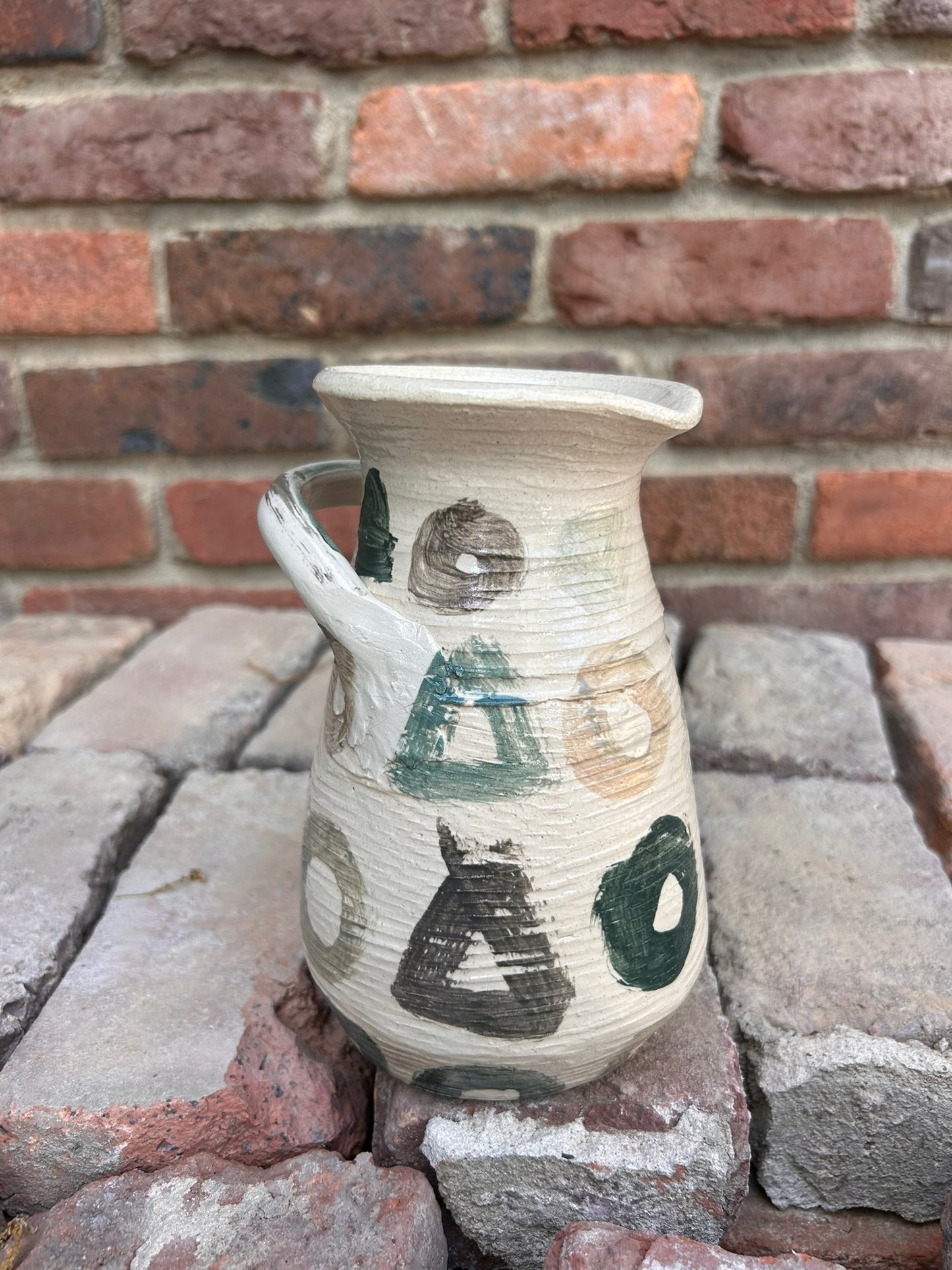 Medium Pitcher
