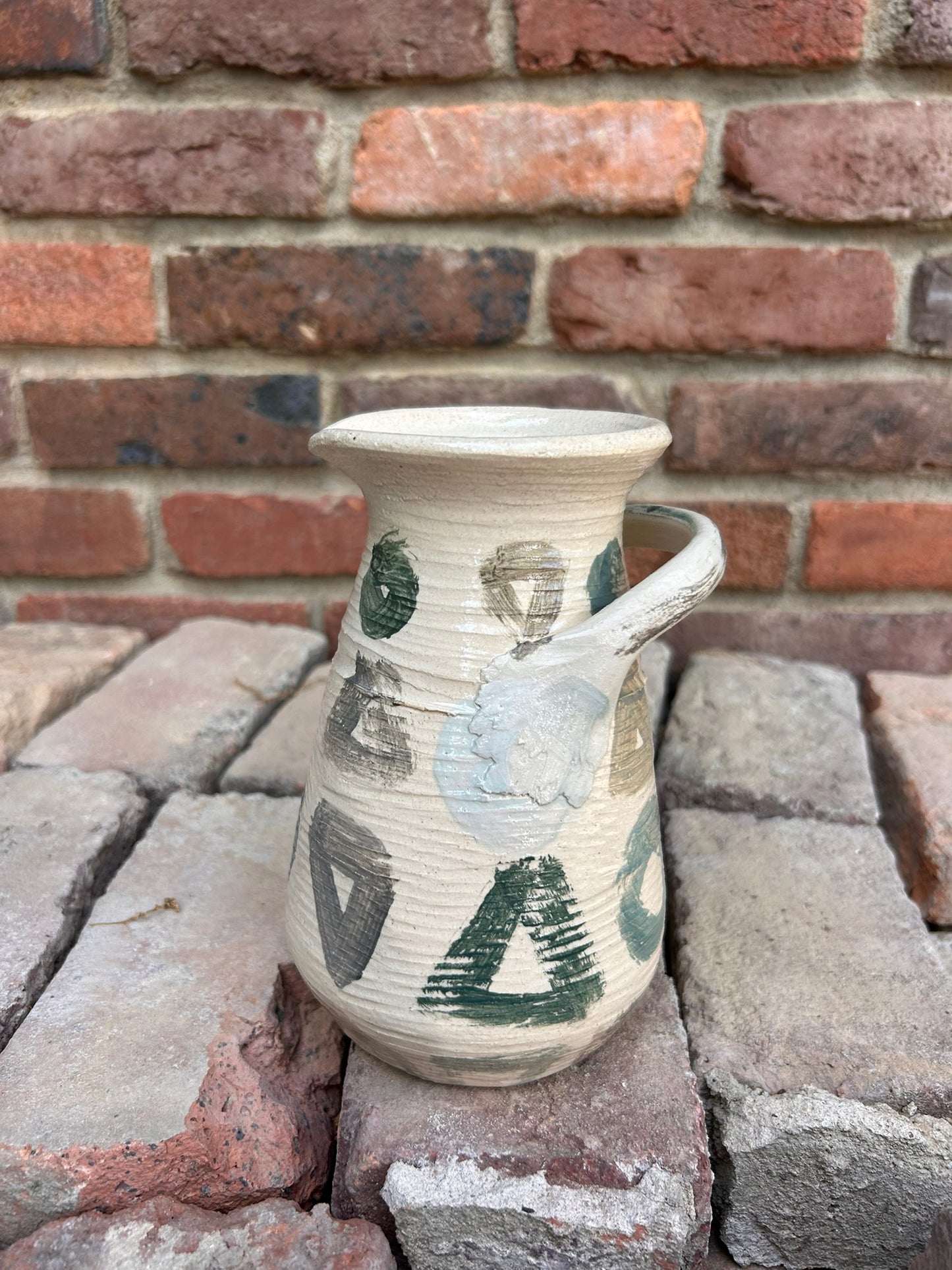 Medium Pitcher