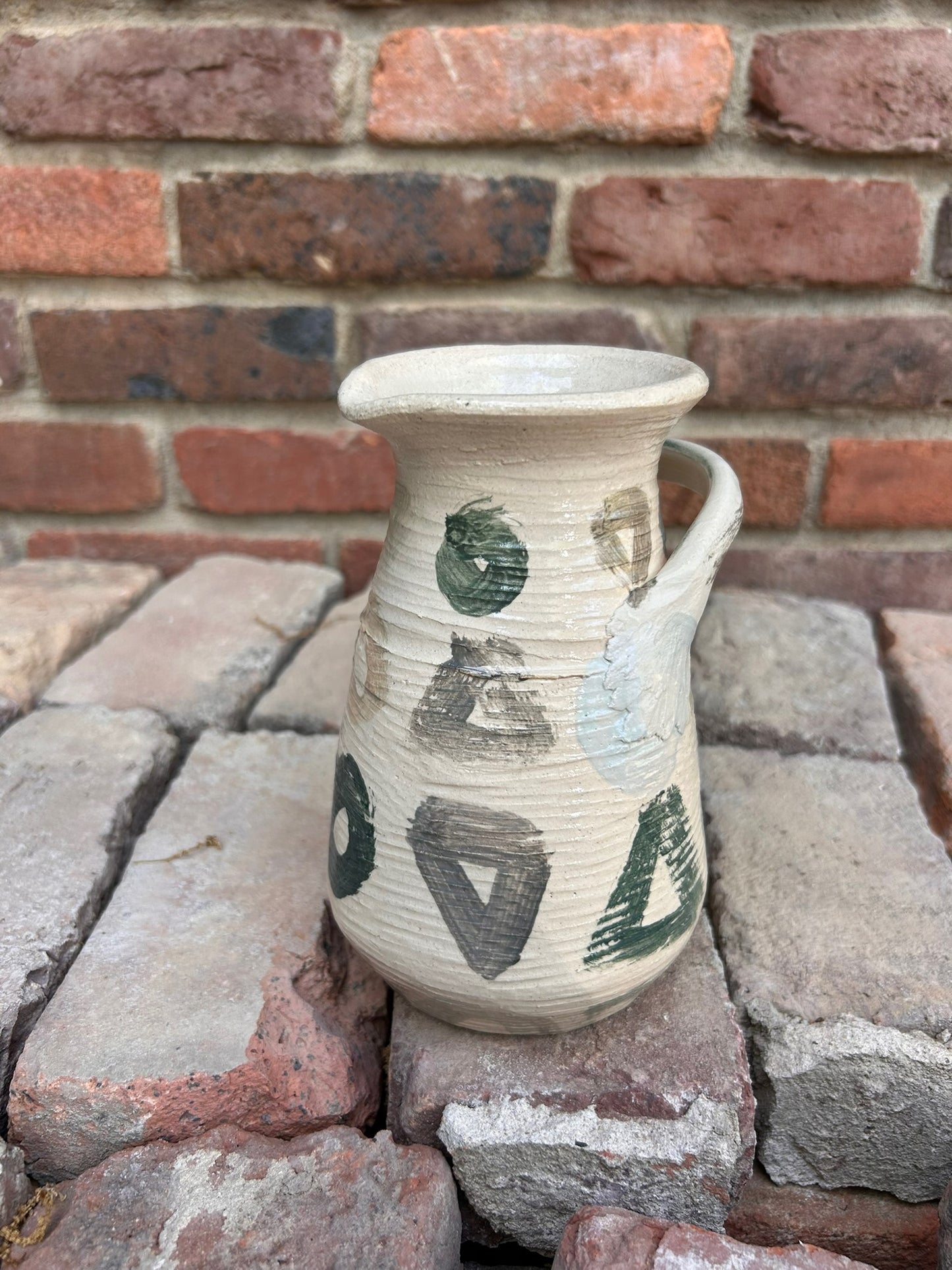 Medium Pitcher